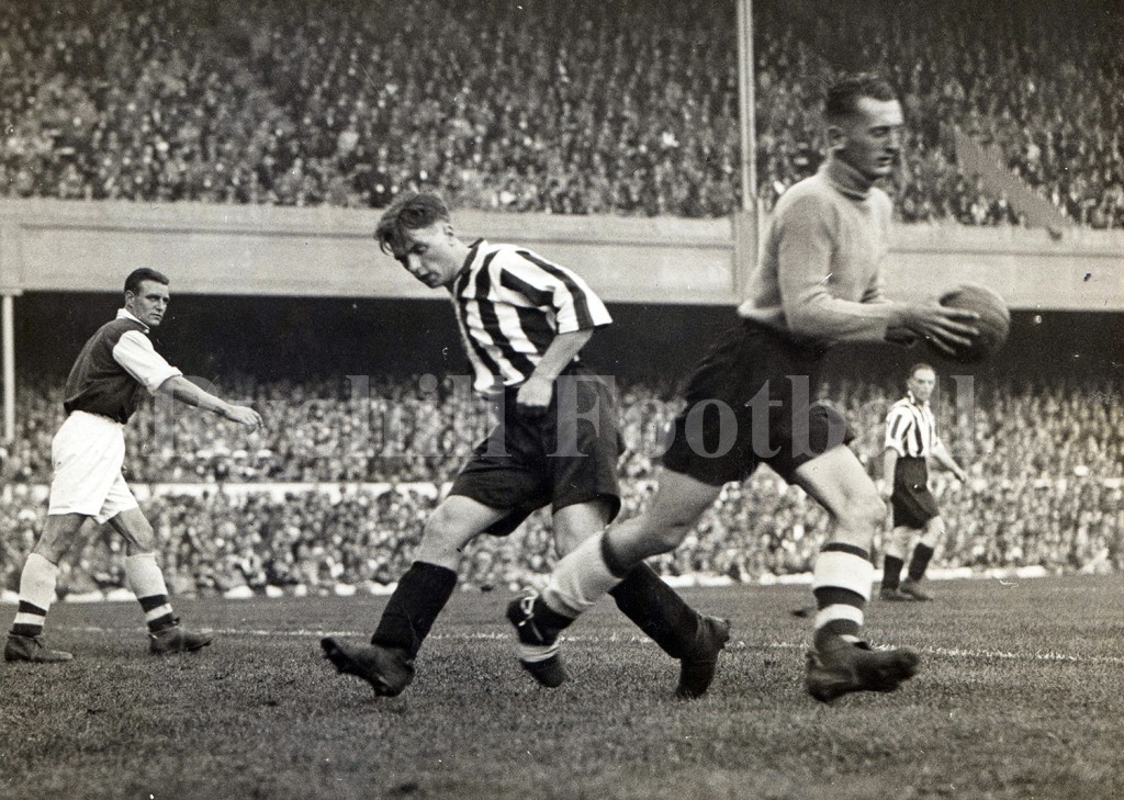 W - Carter v Arsenal 1937